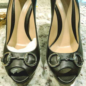 NEW IN BAG Black Gucci Pumps / Heels sz 38.5 / 8.5